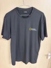 ナショナルジオグラフィック 검정 半袖 Tシャツ