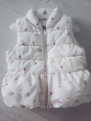 ベイビーGAP ダウンベスト (12-24m)