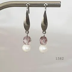 淡水パール＆クリスタル・ラベンダー　ピアス　・・✽・・　〈真珠　サージカルステンレス　フック〉