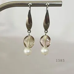 淡水パール＆ぶどう・マスカットクリスタル　ピアス　・・✽・・　〈真珠　サージカルステンレス　フック〉