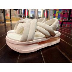 極美品】ナイキ エアマックス アイラ サミットホワイト 厚底 ふわふわ