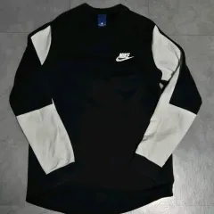 ナイキ ブラック/白 スウェット Tシャツ