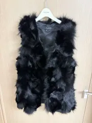 PLASTIC ISLAND ブラック ファー ベスト