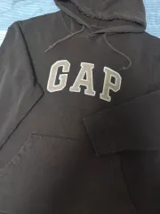 GAP(ギャップ) 必須アイテム ブラウン フード付きTシャツ