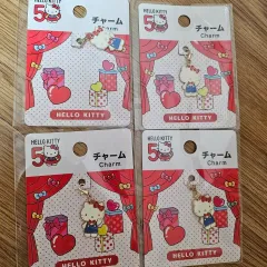 50周年 ハローキティ チャーム 4個 まとめ