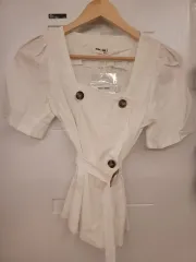 レディース ファッション 夏 アイボリー トレンチ ブラウス UNIQLO デニムレギンス マウンテンパーカー