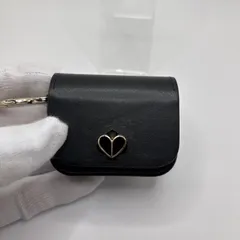 6151　kate spade　ケイトスペード　 イヤホンケース　AirPodsケース　 キーリング　ブラック　黒　ロゴ　 レザー　レディースのサムネイル