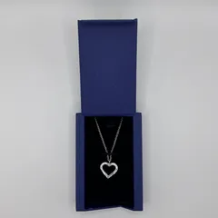 6156　SWAROVSKI　スワロフスキー　ネックレス　 アクセサリー　ハート　シルバー系　 Heart Charmed ペンダント　箱付き　 レディース