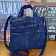 Item thumbnail for item abe38eed-5851-40a6-b258-d6fffd63a710