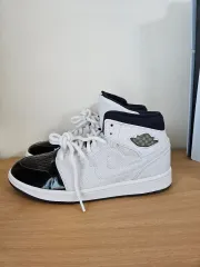 ジョーダン1 ミッド txt 11コンコルド 270サイズ バスケシューズ (送料込み)