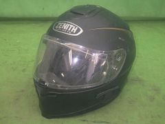 Item thumbnail for item d0d3f1e8-4605-40b7-a6be-be02c758f272