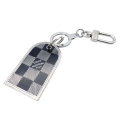 Item thumbnail for item 8d5b7dec-124e-4f7f-aac2-d8a36604afda