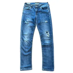 89年製 リーバイス　ハンドメイドリペア　ダメージデニム リーバイス®だけは捨ててない」モデル岩堀せりと竹下玲奈が語る40代の