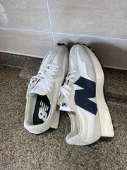 New Balance 327 スニーカー