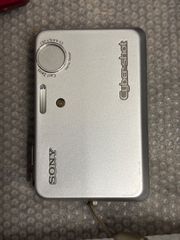 希少 小学館 exemode ドラえもん 5.0MP デジタルカメラ 本体 - メルカリ