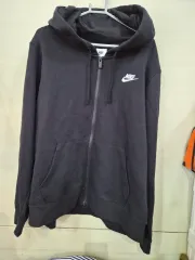 ナイキ ブラック フードジップアップ