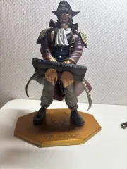 ONE PIECE POP GOLD ROGER フィギュア