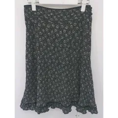 ◇ LAURA ASHLEY ローラ アシュレイ 総柄 膝下丈 フレア スカート サイズ7 ブラック オフホワイト レディース  【中古】 【1204250000974】