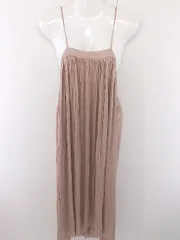 ◇ Andemiu アンデミュウ プリーツ キャミソール ロング ワンピース サイズF ピンクベージュ レディース  【中古】 【1206030004110】のサムネイル