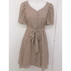 ◇ ◎ NICE CLAUP ナイスクラップ 総柄 半袖 膝丈 ワンピース サイズF ベージュ レディース  【1206170002649】