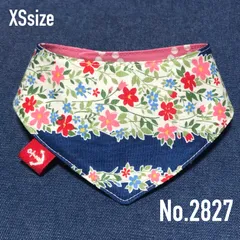 ☘️No.2827☘️ 犬猫用 リバーシブル バンダナ スタイ XSサイズ 花柄 ネイビー ＆ ピンク