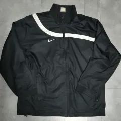 ナイキ ブラック ウィンドブレーカー ジャケット