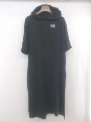 ◇ DISCUS ディスカス プリント 七分袖 膝下丈 パーカー ワンピース サイズ M ブラック レディース P  【中古】 【1210180005934】のサムネイル