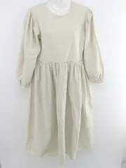 ◇ by muni:r バイ ムニール ノーカラー フレア 長袖 ロング ワンピース サイズF ライトベージュ系 レディース P  【中古】 【1212010002137】のサムネイル