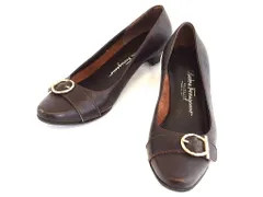 【204264】Salvatore Ferragamo サルヴァトーレフェラガモ  ガンチーニ　 ベルトモチーフ パンプス　レザー  ・5　1/2 焦茶