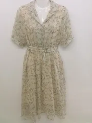 ◇ ◎ one way ウエストベルト付 総柄 開襟 半袖 膝下丈 シフォン ワンピース サイズM ベージュ レディース P  【1212260006909】