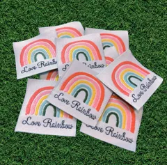 ハンドメイドタグ　虹　布タグ　刺繍タグ　ワッペン