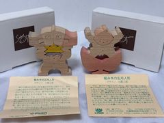 小黒三郎・組み木の五月人形・ブナ18ミリ  KK208  鯉持ちかぶと童子（小）/ KK217  桃太郎坊や（小）【中古品・2点セット】