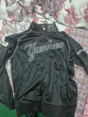 マジェスティック ニューヨーク・ヤンキース ブラック ジャケット