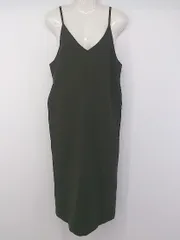 ◇ Live in comfort バックスリット 膝下丈 キャミソールワンピース サイズS チャコールグレー系 レディース P  【1301240007040】