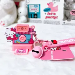 サンリオ ハローキティ チェキ ポラロイド カメラ キーホルダー