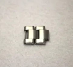 2026年最新】金属ベルト tudorの人気アイテム - メルカリ