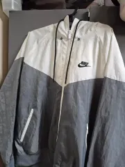 ナイキ ウィンドランナー フードジップアップ ウィンドブレーカー