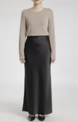 PVCS シルキー サテン スカート