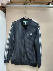 メンズアディダスジップアップ