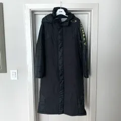オークリー ジャパン ダウンジャケット ロング丈 ブラック XLサイズ ベンチコート