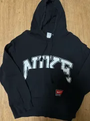 ナイキ フードTシャツ