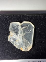 糸魚川翡翠 歌 金山谷 黒翡翠 海石 原石 107.2g - メルカリ