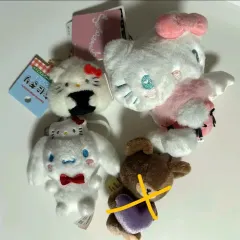 サンリオ ぬいぐるみ キーホルダー まとめ ハローキティ シナモロール