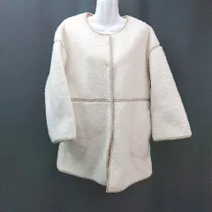 ■ ノーブランド ボア パイピング ジャケット ノーカラー 冬物 厚手 長袖 アウター サイズ表記なし ホワイト レディース E  【1306140006476】