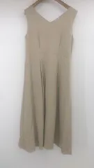 ◇ Emma Taylor エマテイラー シンプル 無地 Vネック ノースリーブ ロング ワンピース サイズ38 ベージュ系 レディース E  【1306160022579】