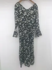◇ m line エムライン 花柄 Vネック 大人かわいい 長袖 ロング フレア ワンピース サイズ F ブラック レディース E  【1306210018019】