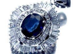 ジュエリー極】ゲルハルド・シュミット作 華やかな美女と小鳥の彫刻