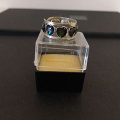 Item thumbnail for item 2f4d9695-b5bb-4e48-b935-54e442a67467