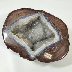 Item thumbnail for item 9f4bec10-4f01-41e9-b57b-d2fdf39a87f0