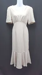 ◇ DAZY デイジー バックファスナー ウエストリボン 綺麗め 上品 半袖 ロング ワンピース サイズM ベージュ レディース E  【1307210049959】